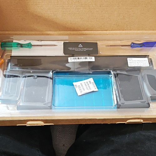 A1437 battery for apple - battery,